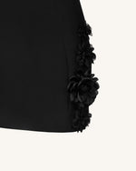 Robe Mini Noire avec Appliqué Rosette Elaina - Noir
